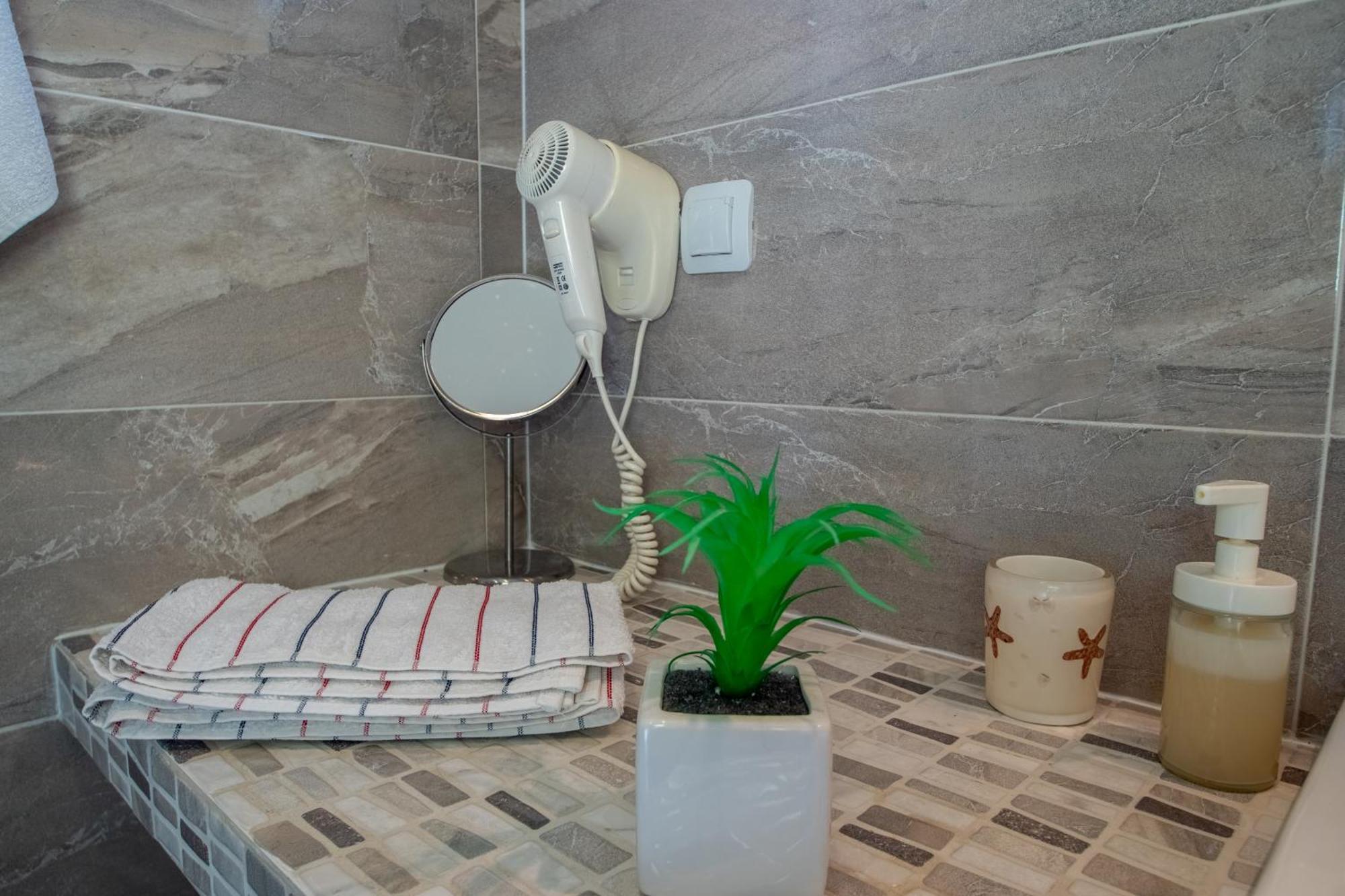 Apartment Vila Inga Postira Kültér fotó